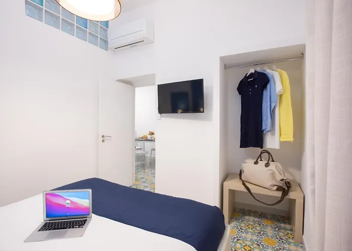 Holiday home Brezza Marina-Old Sorrento