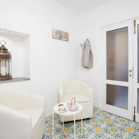 Brezza Marina-authentic Flat By The Sorrento