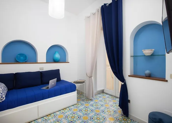 Brezza Marina-Old Vakantiehuis Sorrento